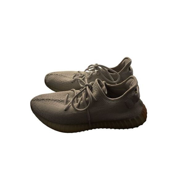 Yeezy Boost 350 V2